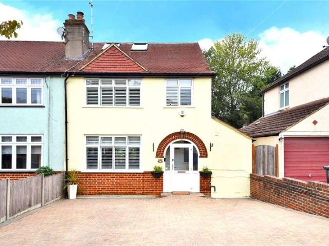 House for sale in Chipstead, Reigate and Banstead