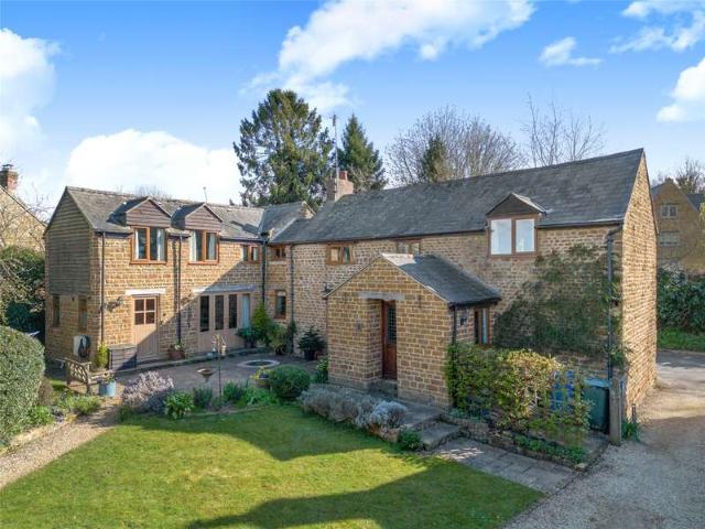 House for sale in Evershot, Oxfordshire