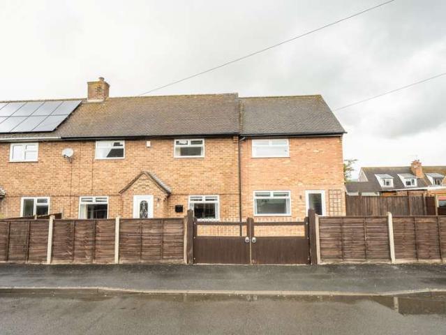 House for sale in Crookhill, Worcestershire