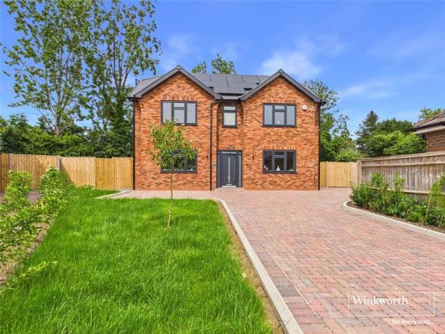 House for sale in Shinfield