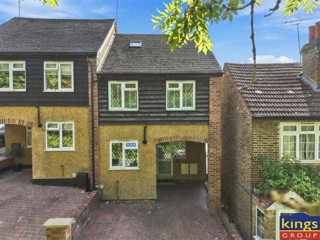 House for sale in Debden Green, Epping