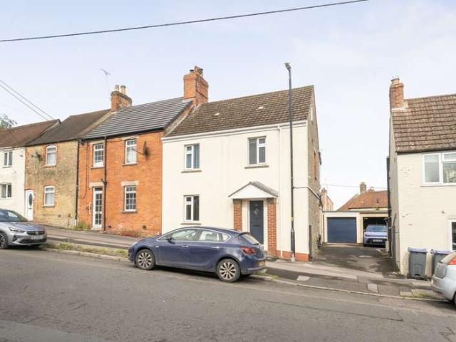 House for sale in Warminster, Wiltshire