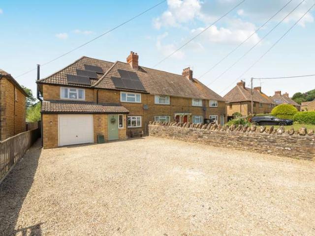House for sale in East Chinnock, Somerset