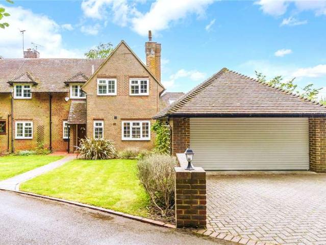 House for sale in Red Hill, Surrey
