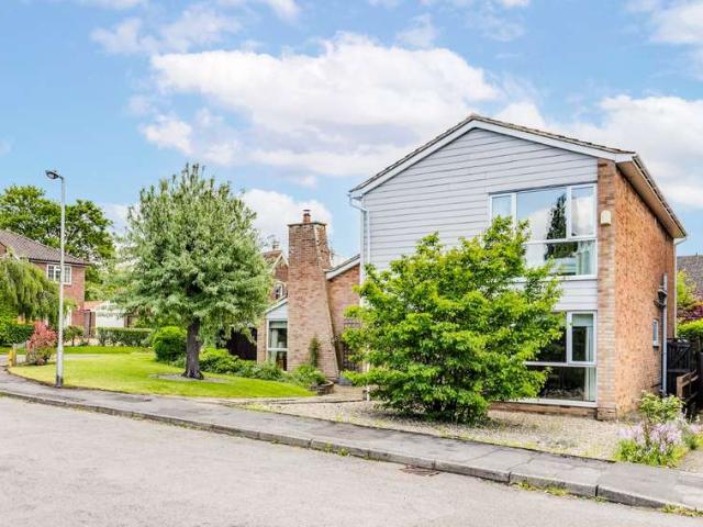 House for sale in Aston, Colliers End
