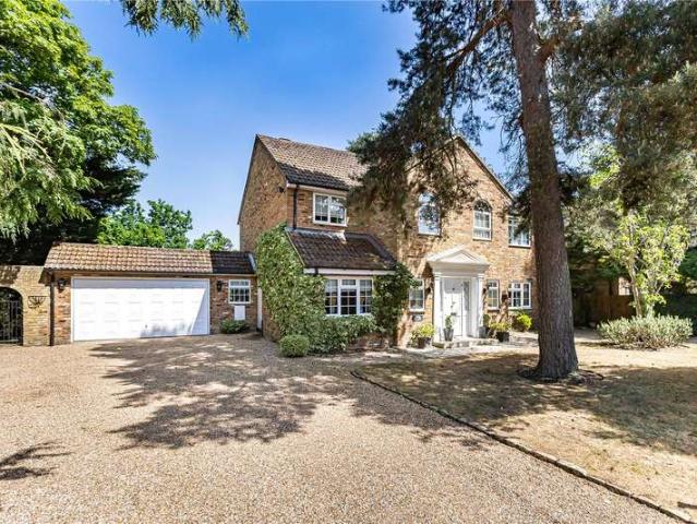 House for sale in Radlett, Hertfordshire