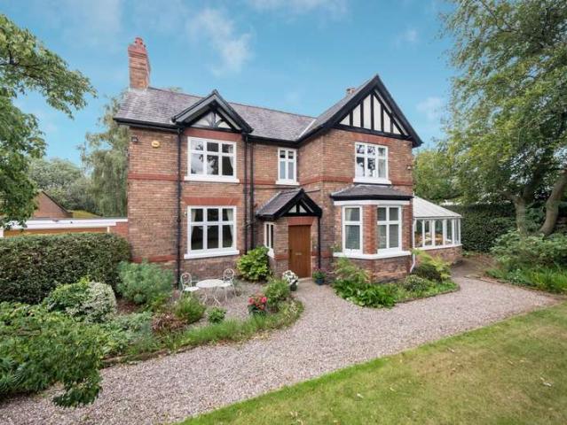 House for sale in Sandiway, Cuddington