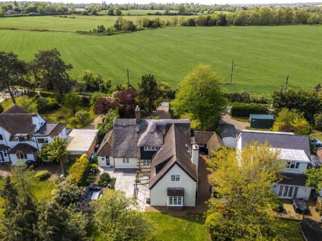House for sale in Charvil, Sonning