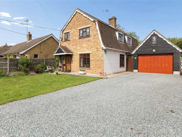 House for sale in Ramsden Crays, Crays Hill