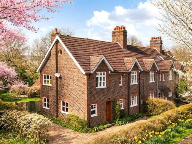 House for sale in Bolton Low Houses, Hampshire