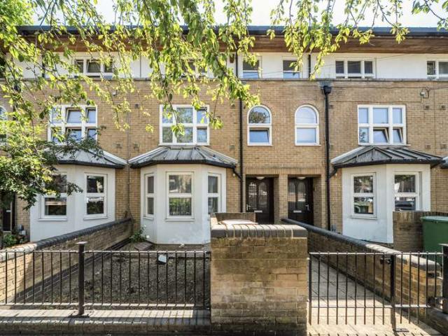 House for sale in London Borough of Newham, Greater London
