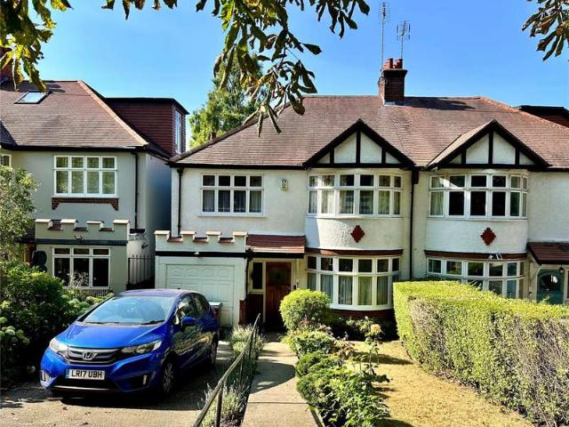 House for sale in Shepherd's Hill, Crouch End