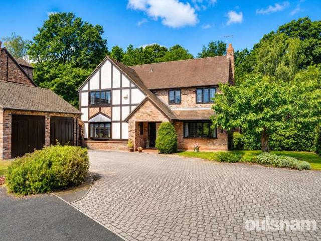 House for sale in Crookhill, Worcestershire