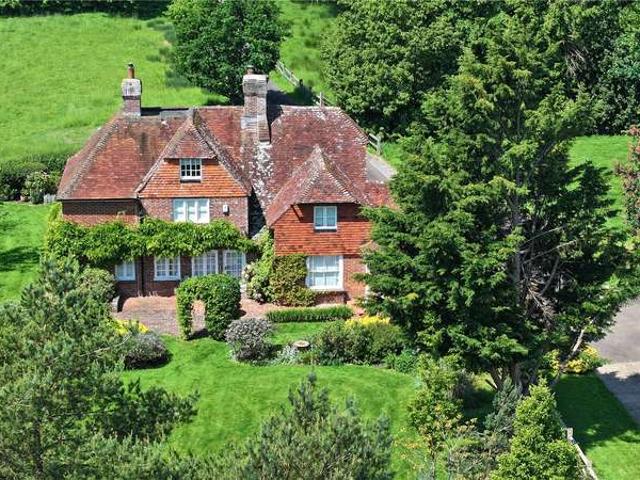House for sale in Lower Dicker, Cross In Hand