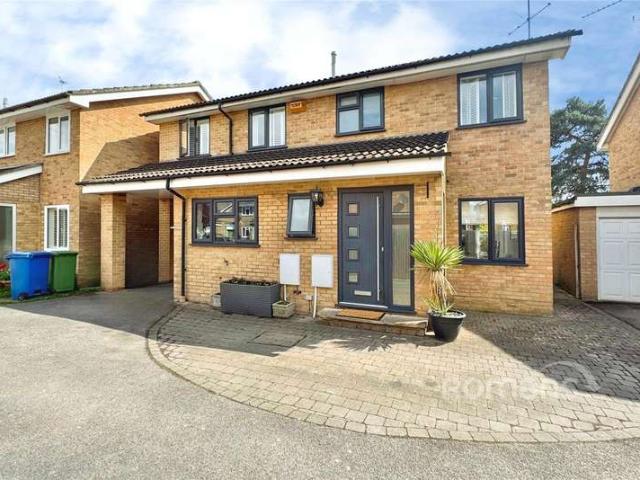 House for sale in Little Sandhurst