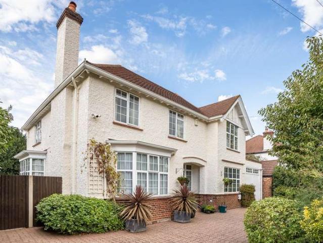 House for sale in Knowle Green, Spelthorne