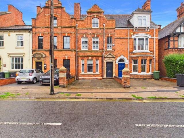 House for sale in Barbourne, Worcestershire
