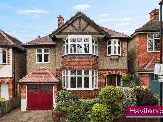 House for sale in Southgate, Greater London