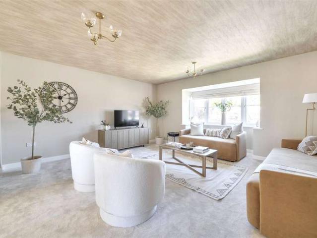 House for sale in Bromsberrow Heath, Gloucestershire