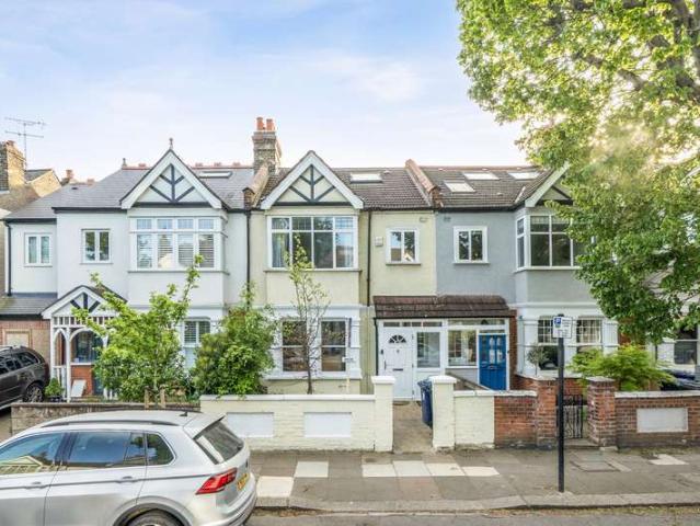 House for sale in London Borough of Ealing, Hanwell