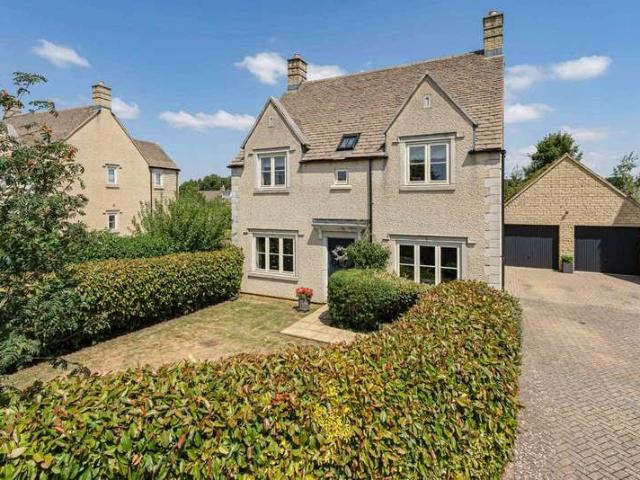 House for sale in Fairford, Cotswold