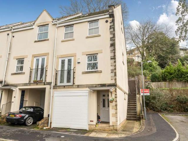 House for sale in Feckenham, City Of Bristol
