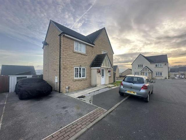 House for sale in Exley Head, Keighley