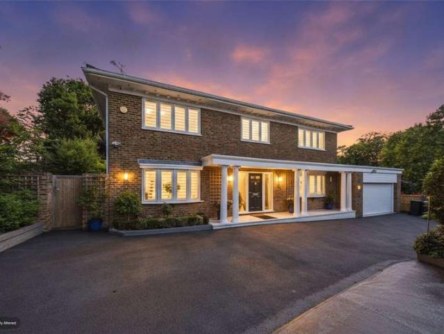 House for sale in Heatherside, Heol-las