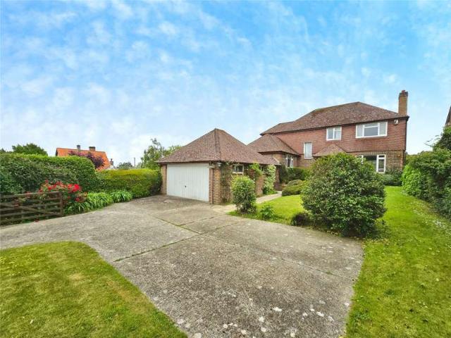 House for sale in Middleton, Totland