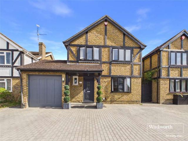 House for sale in Sindlesham, Wokingham