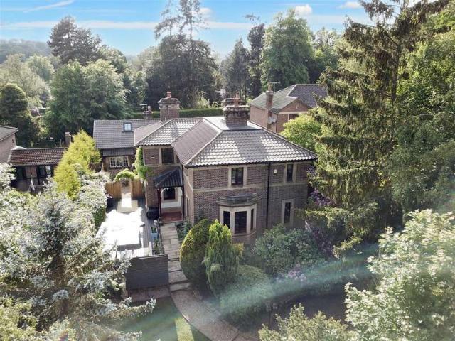 House for sale in Baswich, Staffordshire