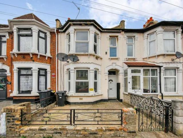 House for sale in Loxford, Seven Kings