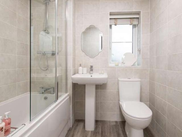 House for sale in Barton In Fabis, East Midlands
