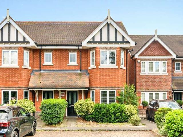 House for sale in Blackhills, Surrey