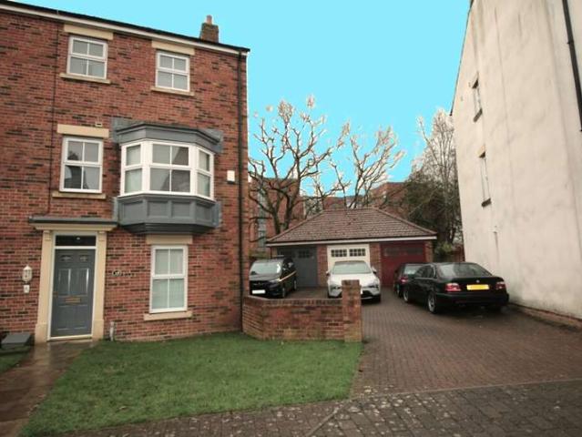 House for sale in Neville's Cross, Durham