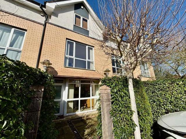 House for sale in Georgia, Greater Manchester