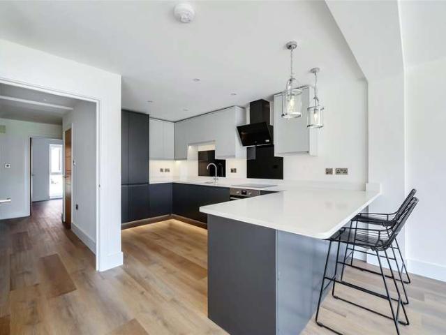 House for sale in Aston Cross, Pamington