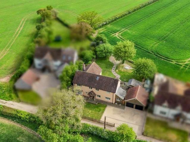 House for sale in Chipping Hill, Essex