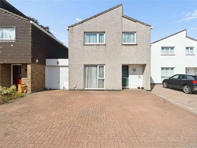 House for sale in London Borough of Havering, Greater London
