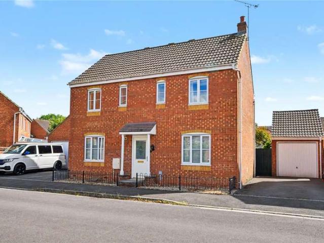 House for sale in Halcon, Taunton