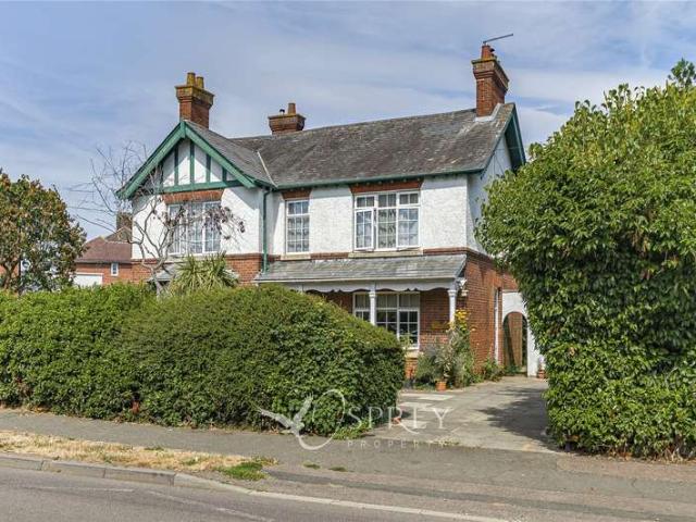 House for sale in Oundle