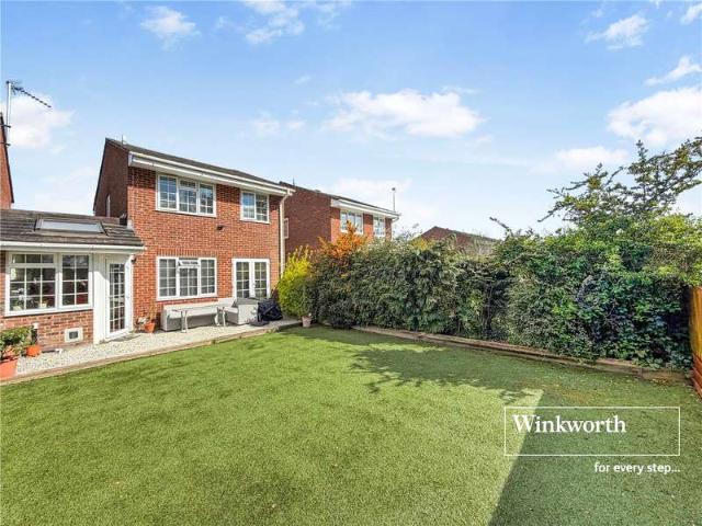 House for sale in Tricketts Cross, Ferndown