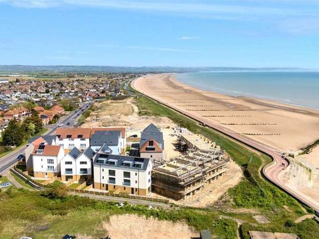 House for sale in Folkestone, Kent