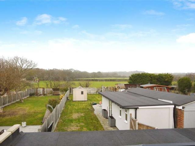House for sale in Navestock Side, Essex