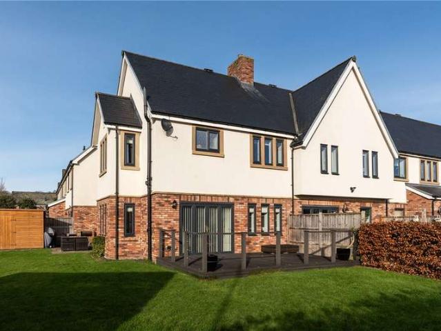 House for sale in Otley, West Yorkshire