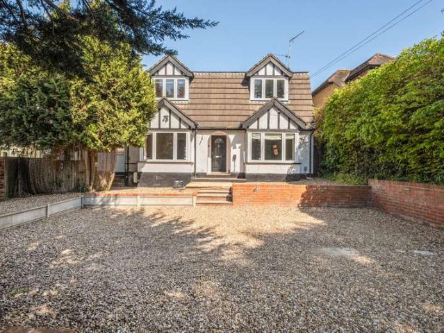 House for sale in Chalfont St. Peter, Denham