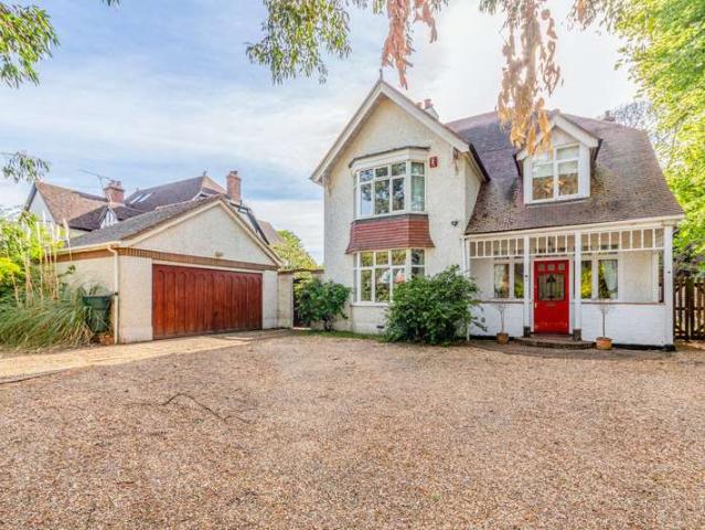House for sale in Sheerwater, Woking