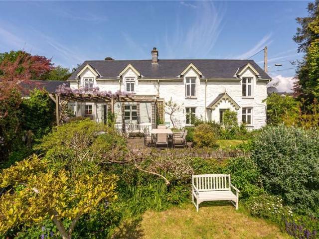House for sale in Penrhyndeudraeth, Minffordd