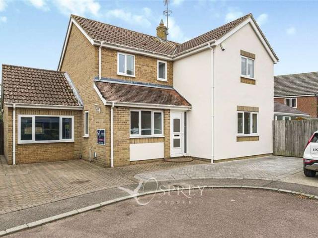 House for sale in Oundle, North Northamptonshire