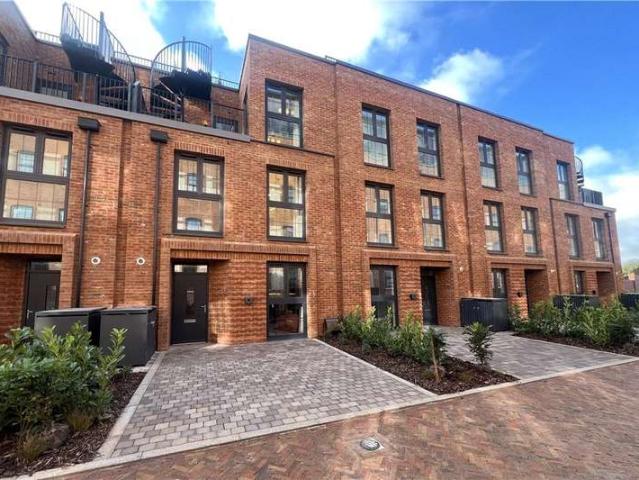 House for sale in Slough